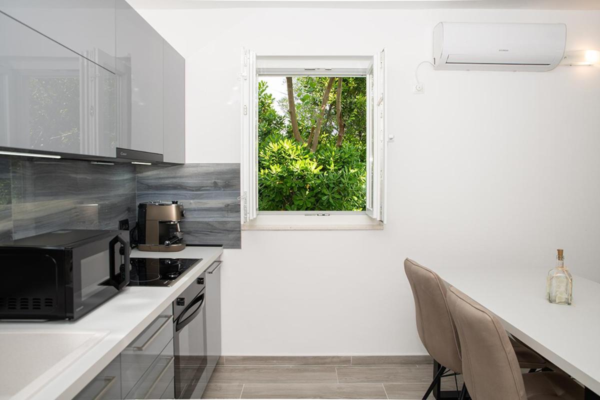 Apartmani Vrtodusic Banjol Bagian luar foto